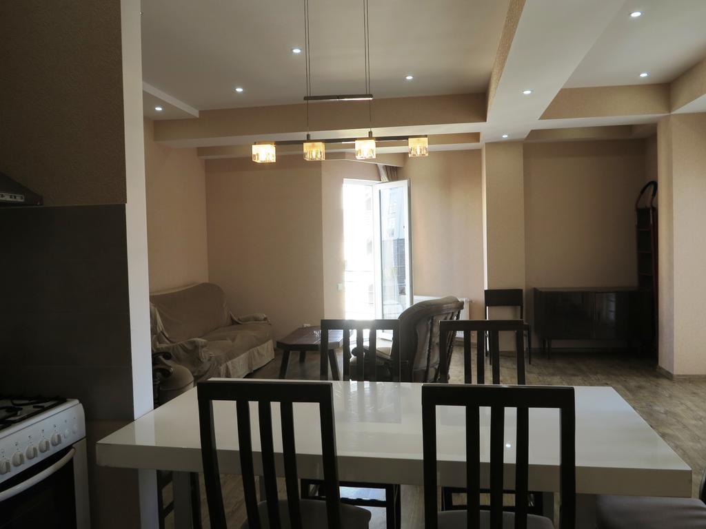 Samatsa Georgia Apartment Tbilisi Exterior photo